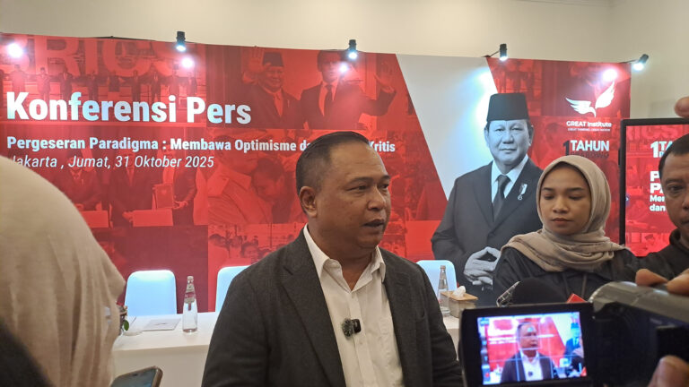 ketua-dewan-direktur-great-institute-dr-syahganda-nainggolan-qzsn