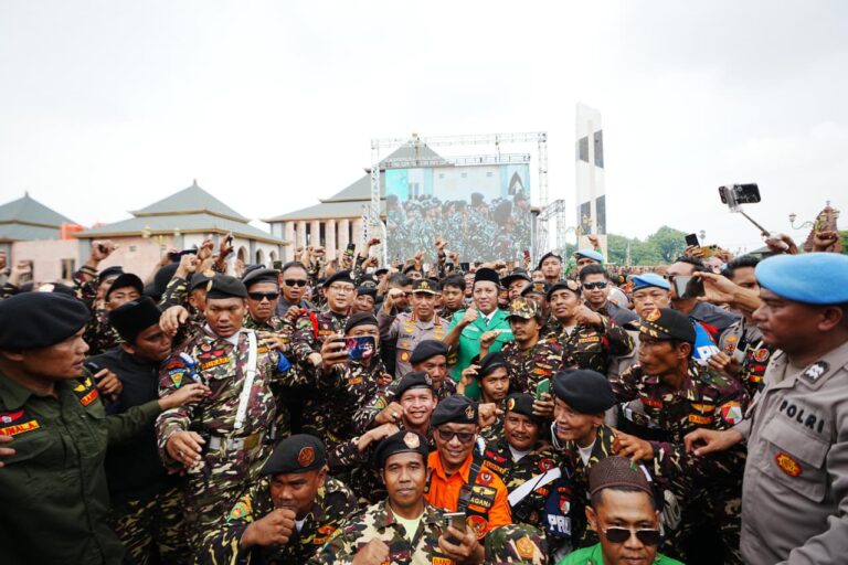 ada-yang-eksploitasi-bencana-aceh-pengibaran-bendera-gam-sarat-provokasi-politik_295132