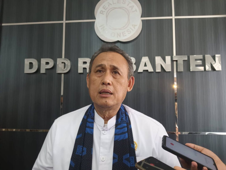 ketua-rei-banten-roni-hadiriyanto-adali-foto-abdul-malik-faj-lkza (1)