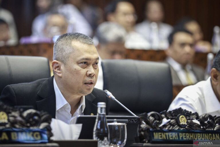raker-komisi-v-dpr-dengan-mitra-kerja-29102024-dr-04