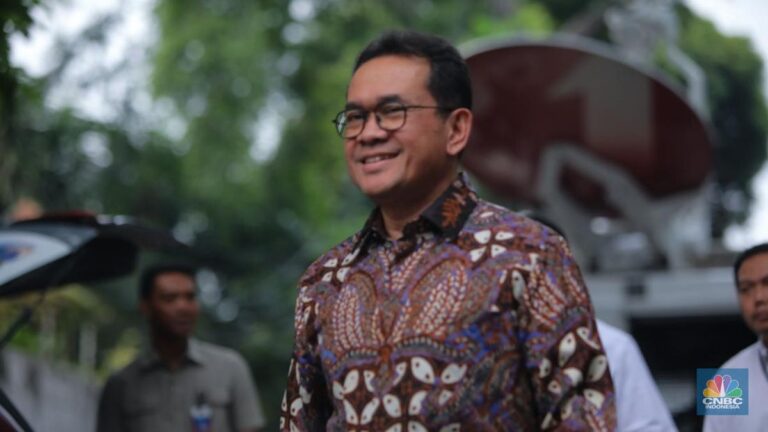 sekjen-kementerian-perdagangan-budi-santoso-cnbc-indonesiafaisal-rahman-4_169