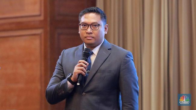 wakil-menteri-pertanian-ri-sudaryono-di-gedung-a-kementerian-pertanian-jakarta-jumat-1972024-cnbc-indonesiamuhammada-sabki-6_169