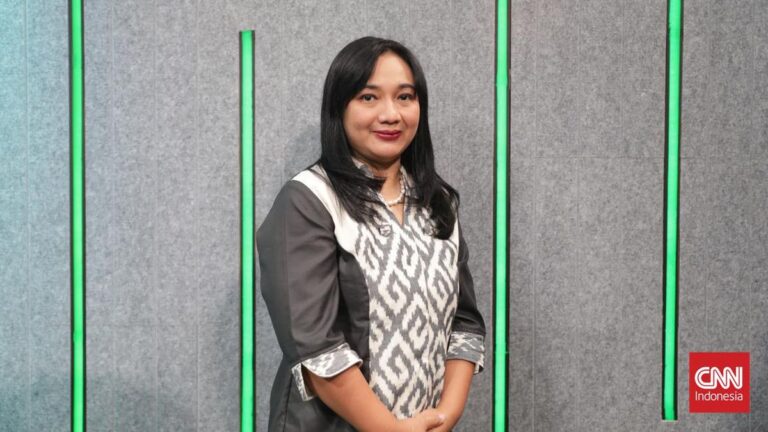 direktur-program-indef-dosen-feb-universitas-diponegoro-esther-sri-astuti_169