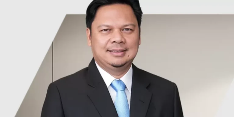 Roy-Rozali-Anwar_Nindya-Karya-1722780328