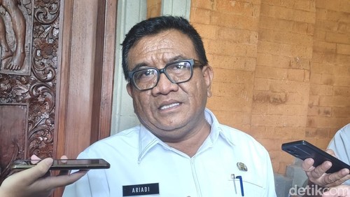 asisten-pemerintahan-dan-kesejahteraan-rakyat-setda-buleleng-putu-ariadi-pribadi-saat-diwawancarai-rabu-432026-1772632102036_169