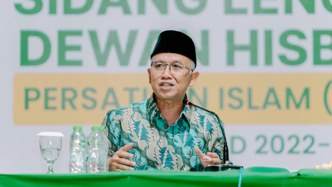 6719d06e1b248-wakil-menteri-pendidikan-dasar-dan-menengah-atip-latipulhayat_1265_711 (1)