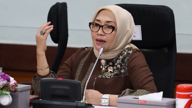 73821-menteri-pemberdayaan-perempuan-dan-perlindungan-anak-pppa-arifah-fauzi