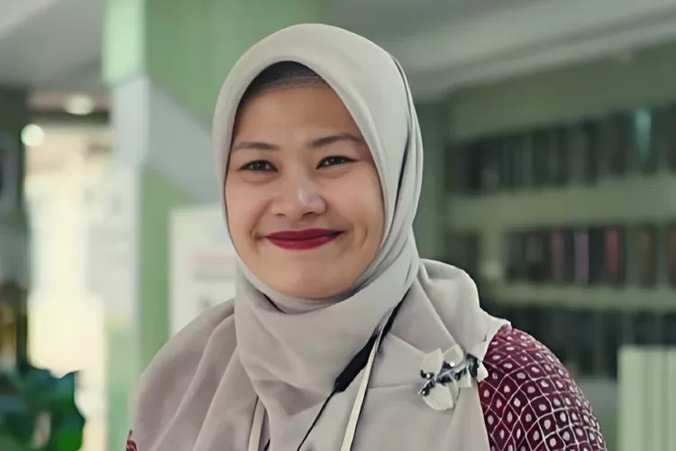 Direktur-Strategi-dan-Sistem-Pembelajaran-Transformatif-Direktorat-Jenderal-Sains-dan-Teknologi-Kemendiktisaintek-Ardi-Findyartini-2882479855 (1)