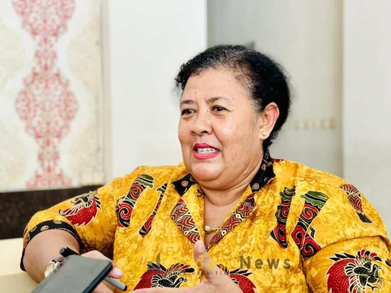 Plh.-Kepala-Dinas-Pendidikan-Papua-Barat-Sudjanti-Kamat (1)