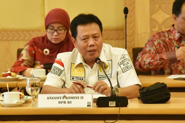 anggota-dpr-nilai-putusan-mk-terkait-pencbolosan-ulang-di-24-daerah-tepat-05032025-143159