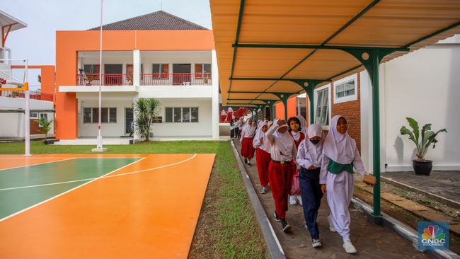 suasana-aktivitas-siswa-di-sekolah-rakyat-menengah-pertama-srmp-6-jakarta-sentra-handayani-bambu-apus-jakarta-senin-1472025-1752476905548
