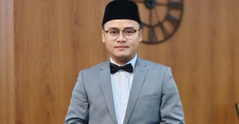 kemenhaj-imbau-masyarakat-waspadai-tawaran-haji-tanpa-antre_284331