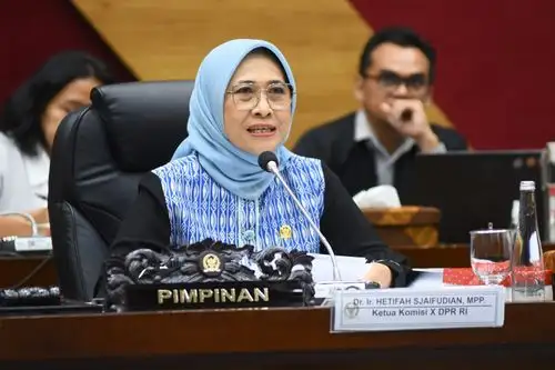 small_Ketua_Komisi_X_DPR_RI_Hetifah_Sjaifudian_a8cc84f57f