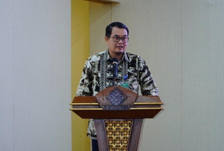 Direktur-Jenderal-Pembinaan-Pelatihan-Vokasi-dan-Produktivitas-Binalavotas-Kemnaker-Darmawansyah-905x613