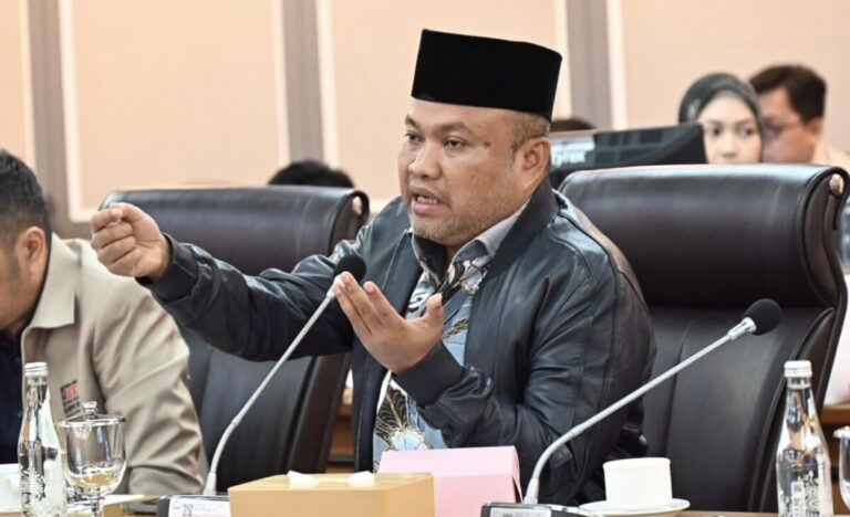 gerindra-perombakan-pimpinan-bgn-komitmen-presiden-memperbaiki-tata-kelola-mbg-03062026-140418