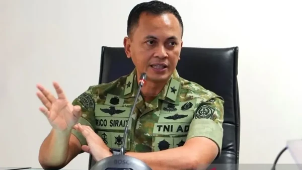 kepala-biro-hubungan-masyarakat-dan-informasi-pertahanan-sekretaris-jenderal-kementerian-pertahanan-brigadir-jenderal-tni-rico-1776072406966_169 (1)