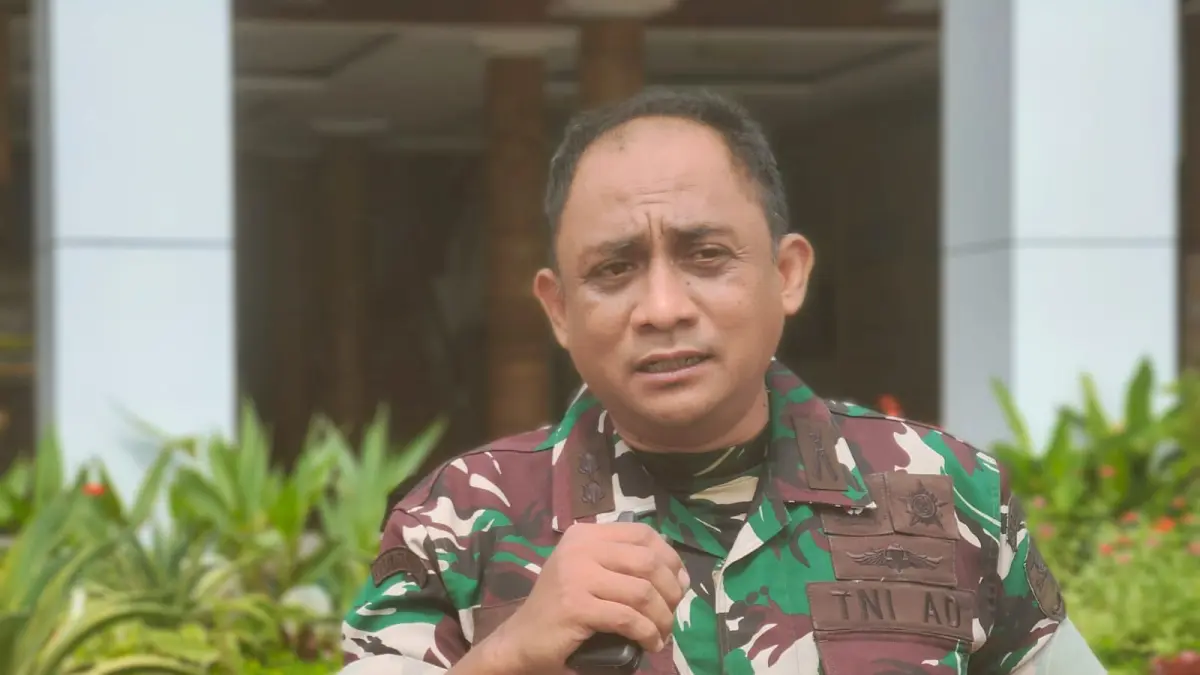 kolonel-inf-tri-purwanto-kepala-penerangan-kodam-kapendam-xviicenderawasih-ceposonlinecomkarel-vL1TQ