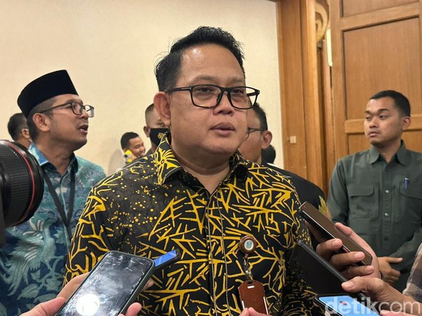 sekdaprov-jatim-adhy-karyono_43