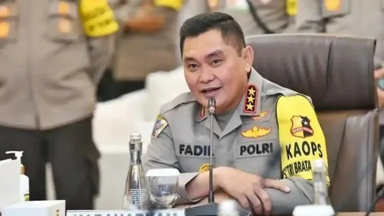 Komjen-Pol-Fadil-Imran-Jabat-Astamaops-Polri (1)