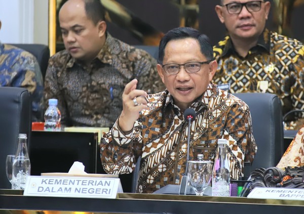 menteri-dalam-negeri-mendagri-muhammad-tito-karnavian-1783602636962