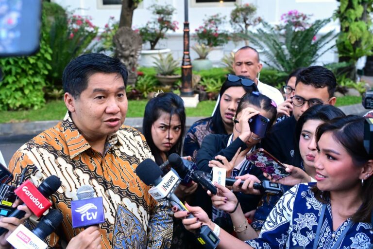 menteri-perumahan-dan-kawasan-permukiman-pkp-maruarar-sirait-1-15092025-213904
