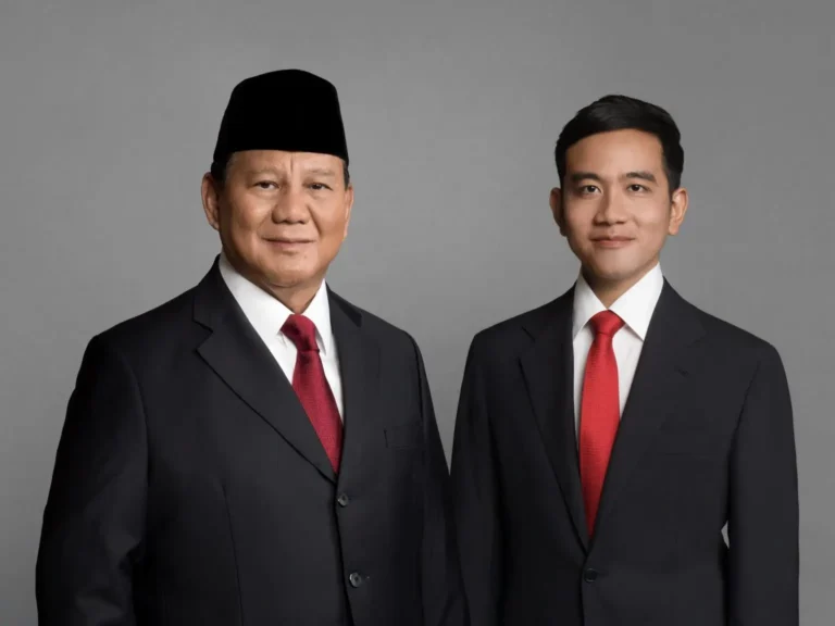PrabowoGibran_OfficialPhoto-1536x1152