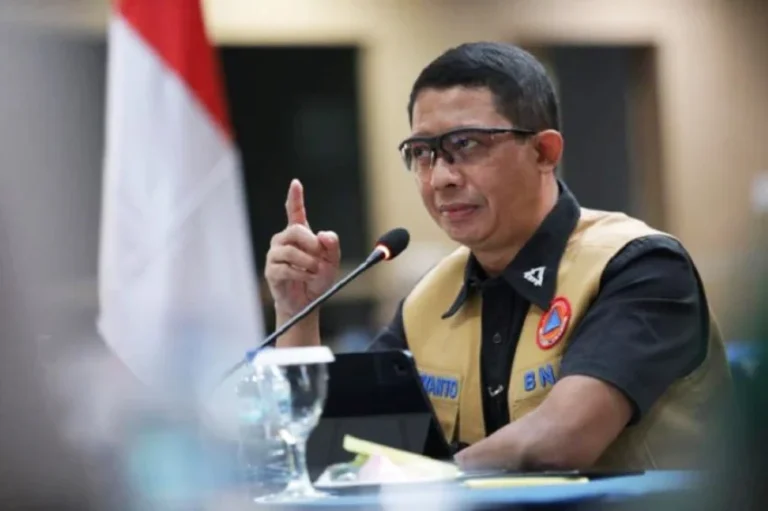 sosok-kepala-bnpb-letjen-tni-suharyanto-kandidat-pengganti-ksad-jenderal-dudung-uij