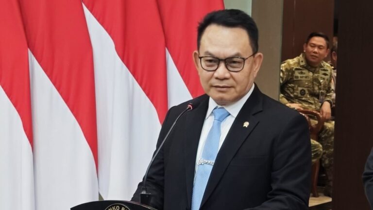 57422-menteri-koordinator-bidang-politik-dan-keamanan-dudung-abdurachman (1)