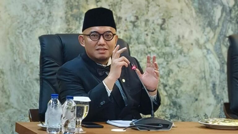 dahnil-anzar-simanjuntak-1752831830762_169