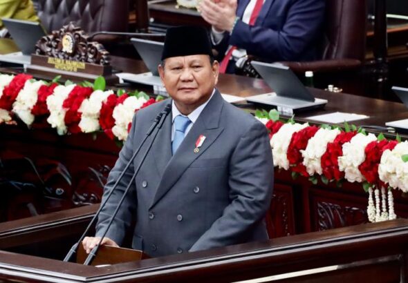 jelang-2-tahun-pemerintahan-survei-ines-kepuasan-ke-prabowo-capai-793-persen_327855
